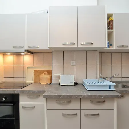 Apartment Joko 1160 Pula