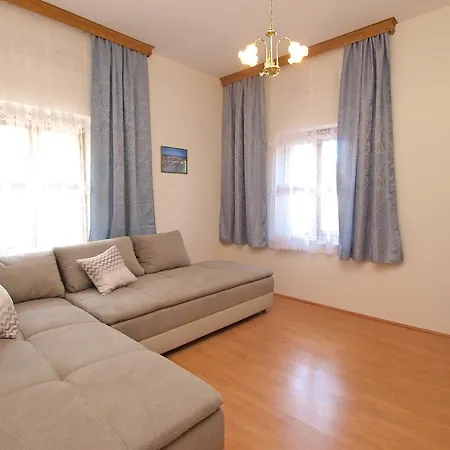 Joko 1160 Lägenhet Pula